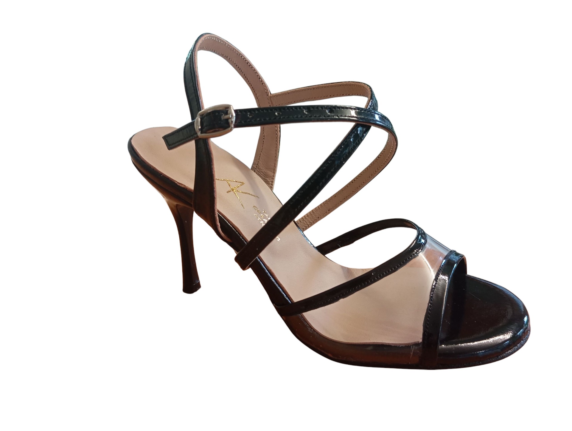 5226/156 γυναικεία παπούτσια tango  120 €