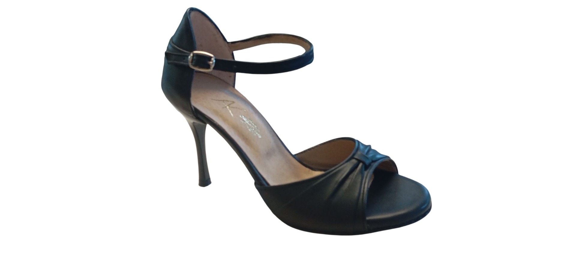 5226/160 γυναικεία παπούτσια tango  120 €